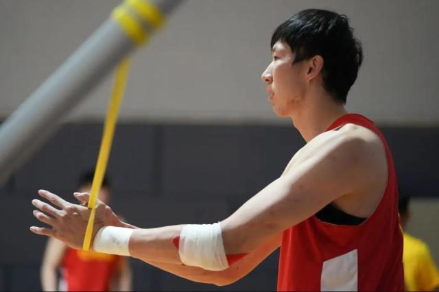 华体会国际版-邵化谦：篮协处罚新疆队师出何名?