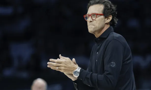 华体会国际版-老鹰终结四连败继续位居东部第十，将主场迎战太阳